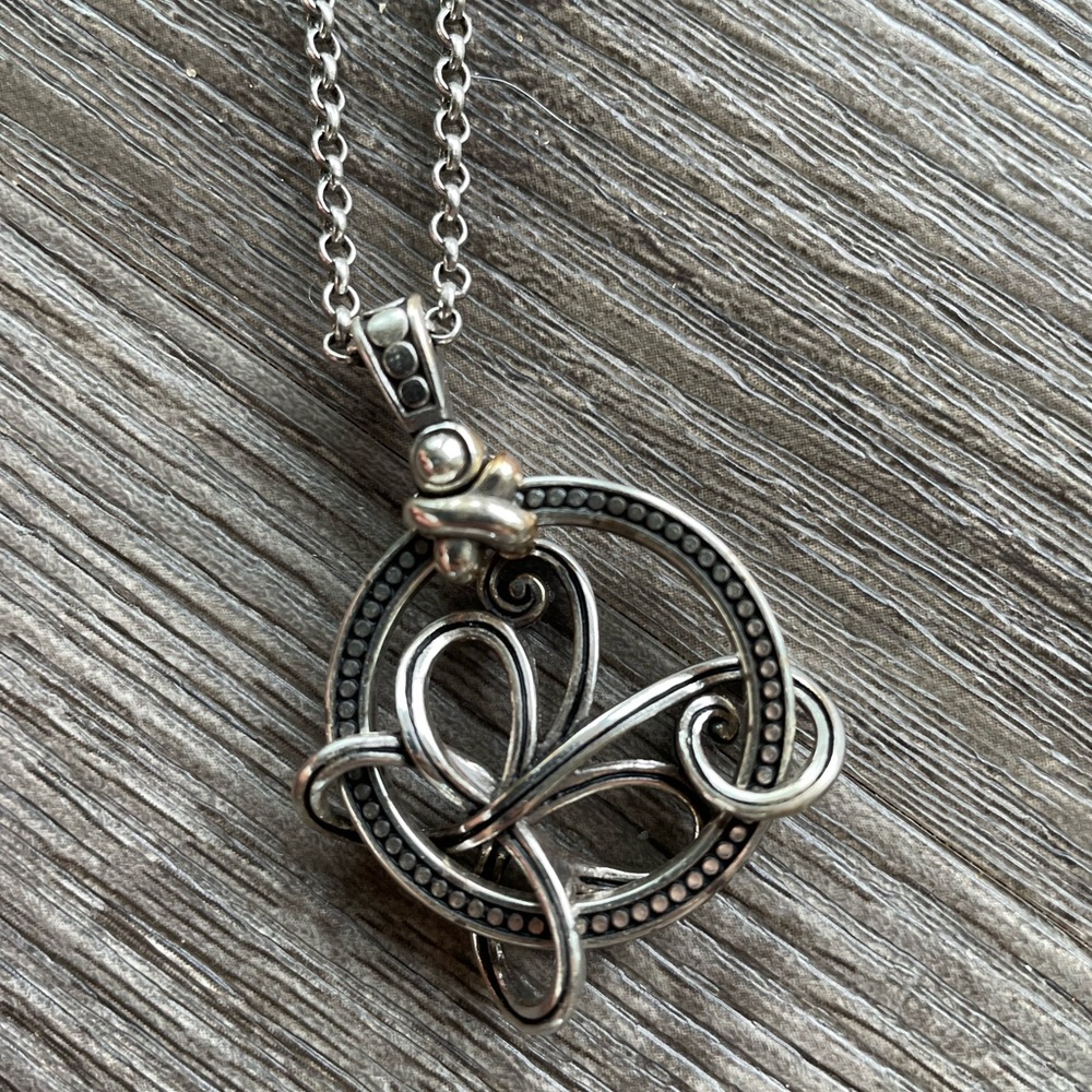 🌟 Brighton Necklace - Timeless Elegance!